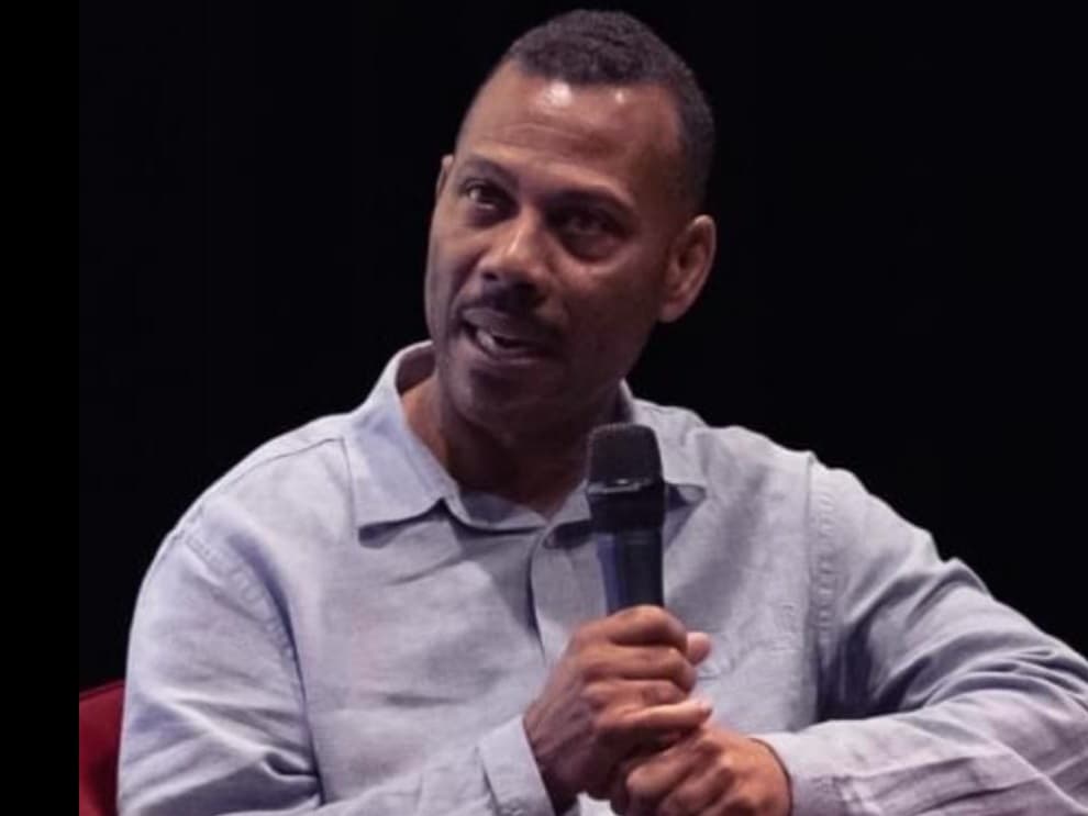 Listen to Wikimizik's New Podcast featured